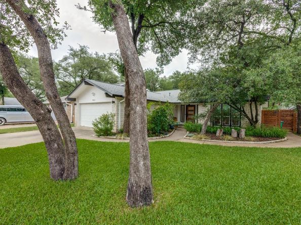 7413 Fireoak DR, Austin TX 78759
