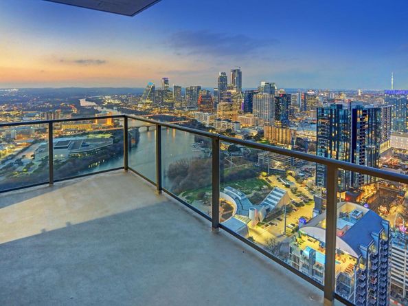 44 East Ave 4203, Austin TX 78701