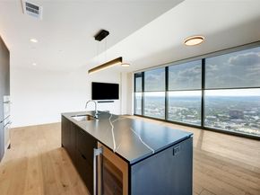 44 East Ave 4203, Austin TX 78701