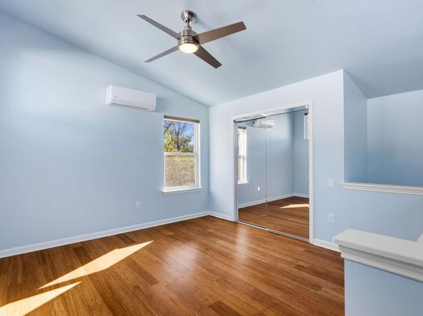 1309 Singleton Ave 2, Austin TX 78702