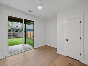 1906-2 Willow ST, Austin TX 78702