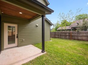 1906-2 Willow ST, Austin TX 78702