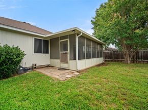 1009 Laurelleaf DR, Pflugerville TX 78660
