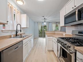 1009 Laurelleaf DR, Pflugerville TX 78660