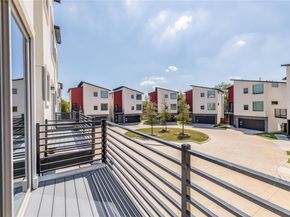 1417 Kramer LN 9, Austin TX 78758