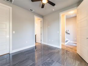 1417 Kramer LN 9, Austin TX 78758