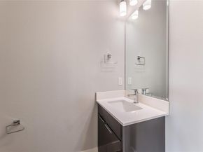 1417 Kramer LN 9, Austin TX 78758