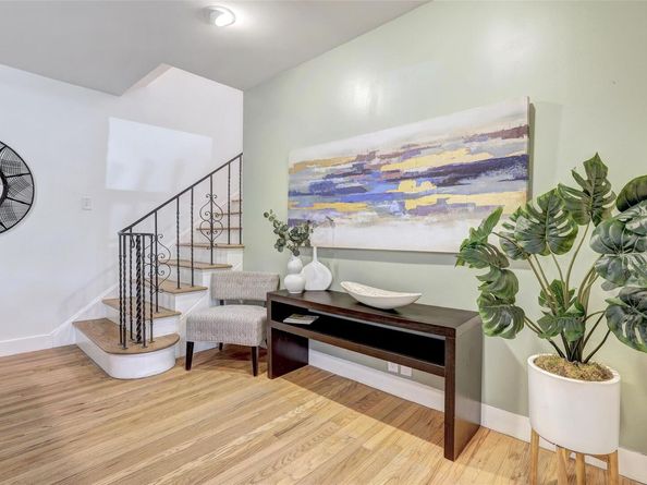 3902 Willbert RD, Austin TX 78751