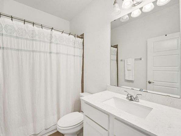 1917 Woolsey WAY, Leander TX 78641