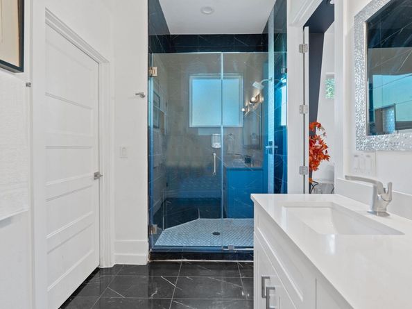 3603 E 12th ST, Austin TX 78721
