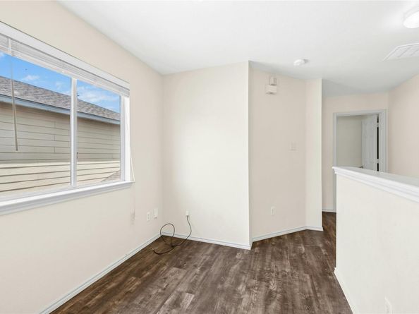 17912 Great Basin Ave, Pflugerville TX 78660