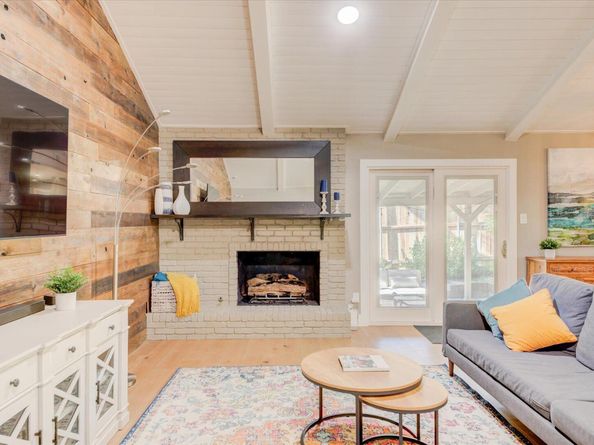 2713 Bryonhall DR, Austin TX 78745