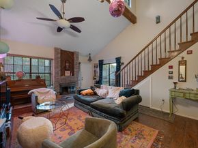 1748 Ohlen Rd 3, Austin TX 78757