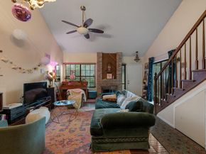 1748 Ohlen Rd 3, Austin TX 78757