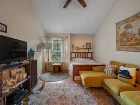 1748 Ohlen Rd 3, Austin TX 78757