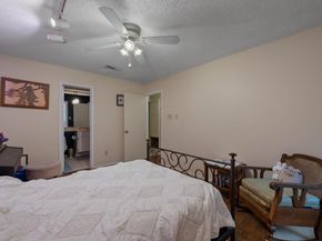 1748 Ohlen Rd 3, Austin TX 78757