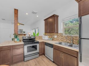 2414 Longview ST 101, Austin TX 78705