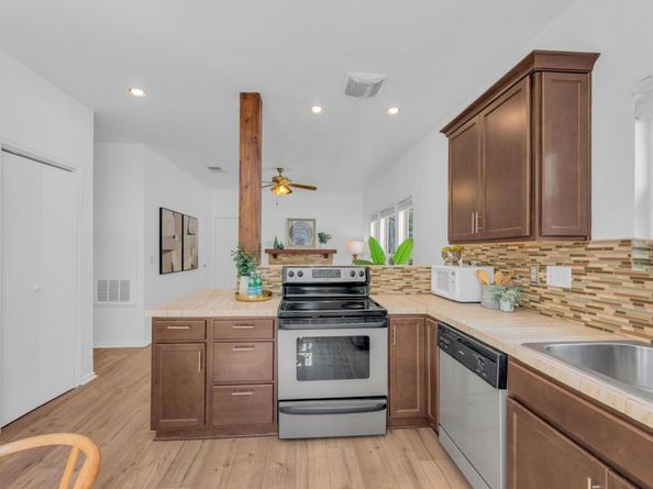 2414 Longview ST 101, Austin TX 78705