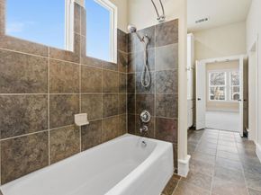 2506 Enfield RD B, Austin TX 78703