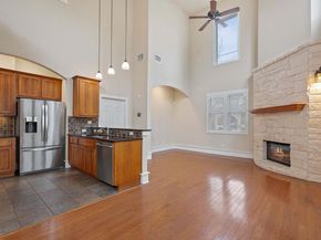 2506 Enfield RD B, Austin TX 78703