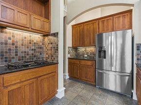 2506 Enfield RD B, Austin TX 78703