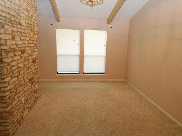 7302 Bering Cv, Austin TX 78759