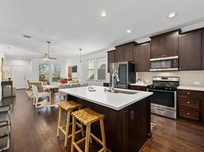 5400 Golden Canary LN 49, Austin TX 78723