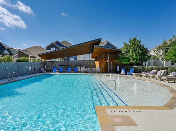 5400 Golden Canary LN 49, Austin TX 78723