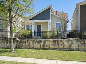 5400 Golden Canary LN 49, Austin TX 78723