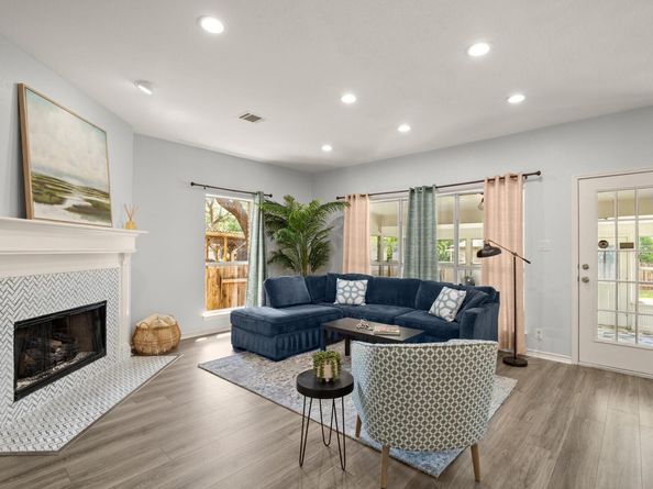 6115 Rickerhill LN, Austin TX 78739