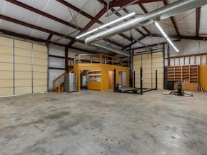144 D B Wood RD, Georgetown TX 78628