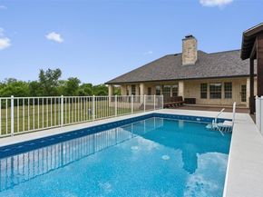 144 D B Wood RD, Georgetown TX 78628