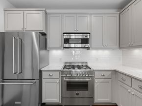 1010 Muse LN 15, Austin TX 78702