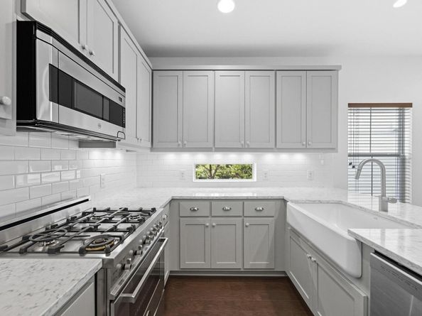 1010 Muse LN 15, Austin TX 78702