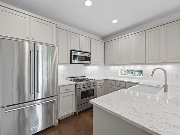 1010 Muse LN 15, Austin TX 78702
