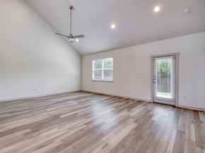 7501 Smallwood DR, Austin TX 78724