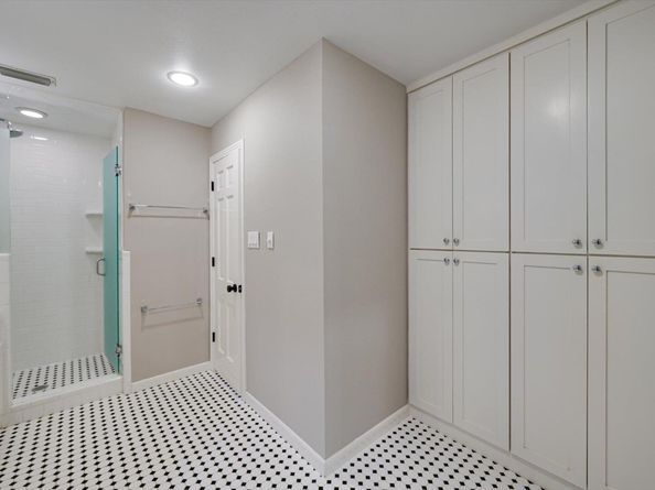 5700 Trailridge DR, Austin TX 78731