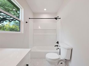 7611 Oak Hedge PL, Austin TX 78745