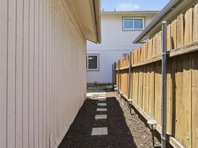 4204 Hudson Bend RD B, Austin TX 78734