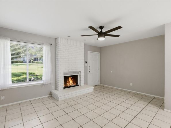 4204 Hudson Bend RD B, Austin TX 78734