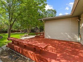 7605 Meadowview LN, Austin TX 78752