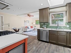 7605 Meadowview LN, Austin TX 78752