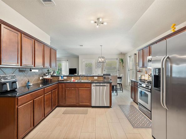 19704 Copper Point CV, Pflugerville TX 78660