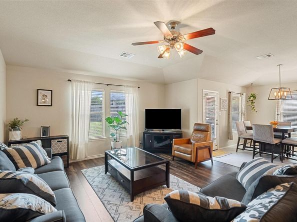 19704 Copper Point CV, Pflugerville TX 78660