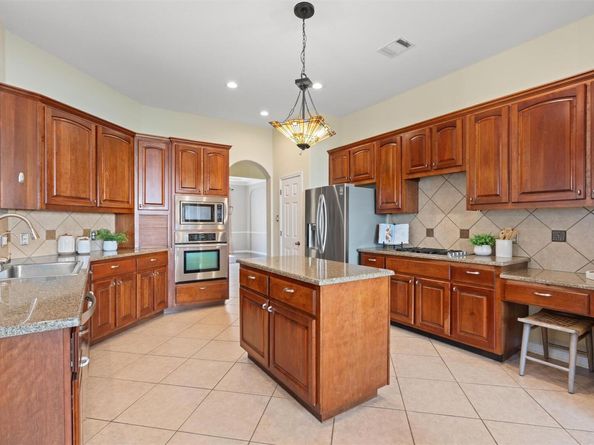2610 Moray LN, Cedar Park TX 78613