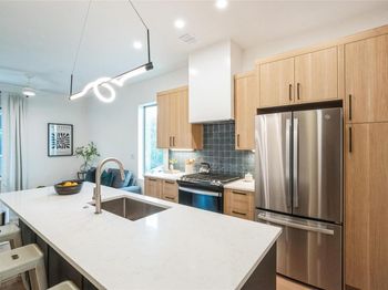 700 Denson DR
