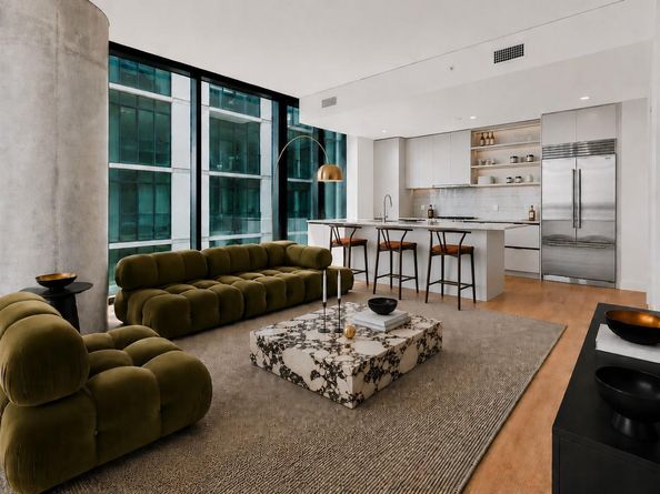 610 Davis ST 1805, Austin TX 78701