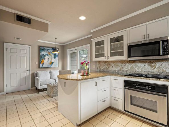 2602 Toro Canyon RD, Austin TX 78746