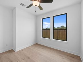 237 Pacific Grove CIR, Liberty Hill TX 78642