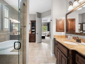 208 Santaluz LN, Austin TX 78732